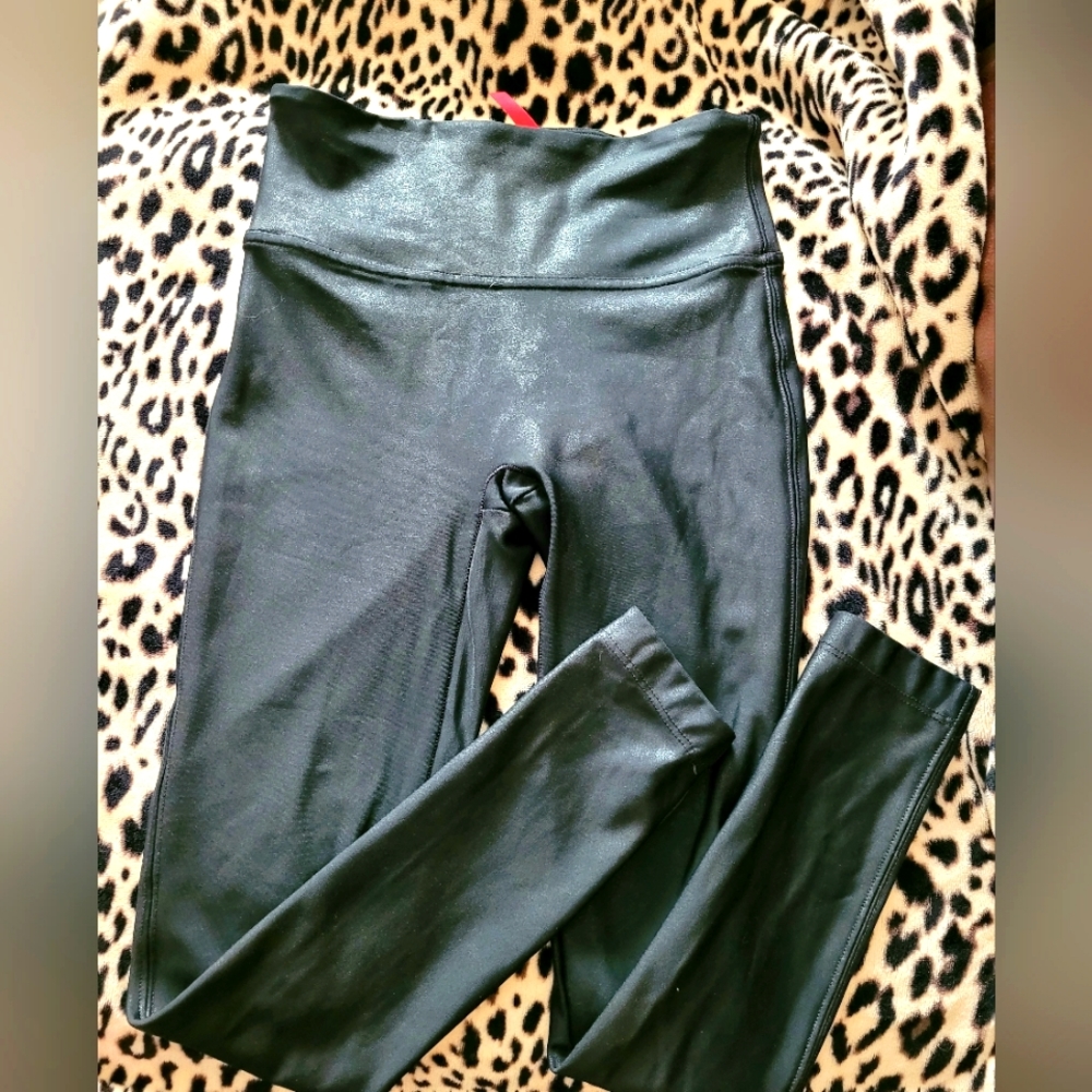 Girls size small Spanx brand leggings